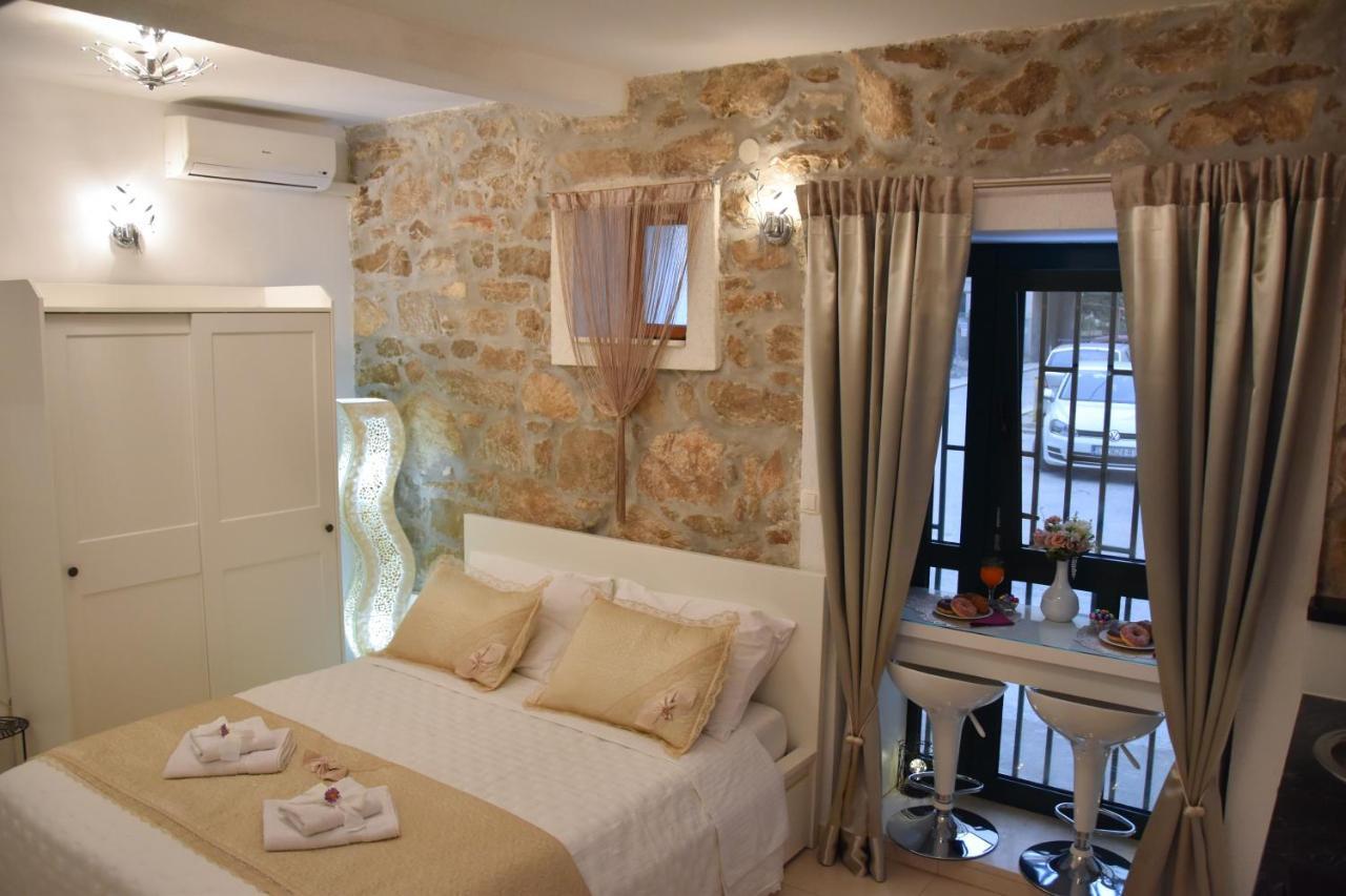 Apartments Bepina- 5 Mins From The Center Split Exterior foto