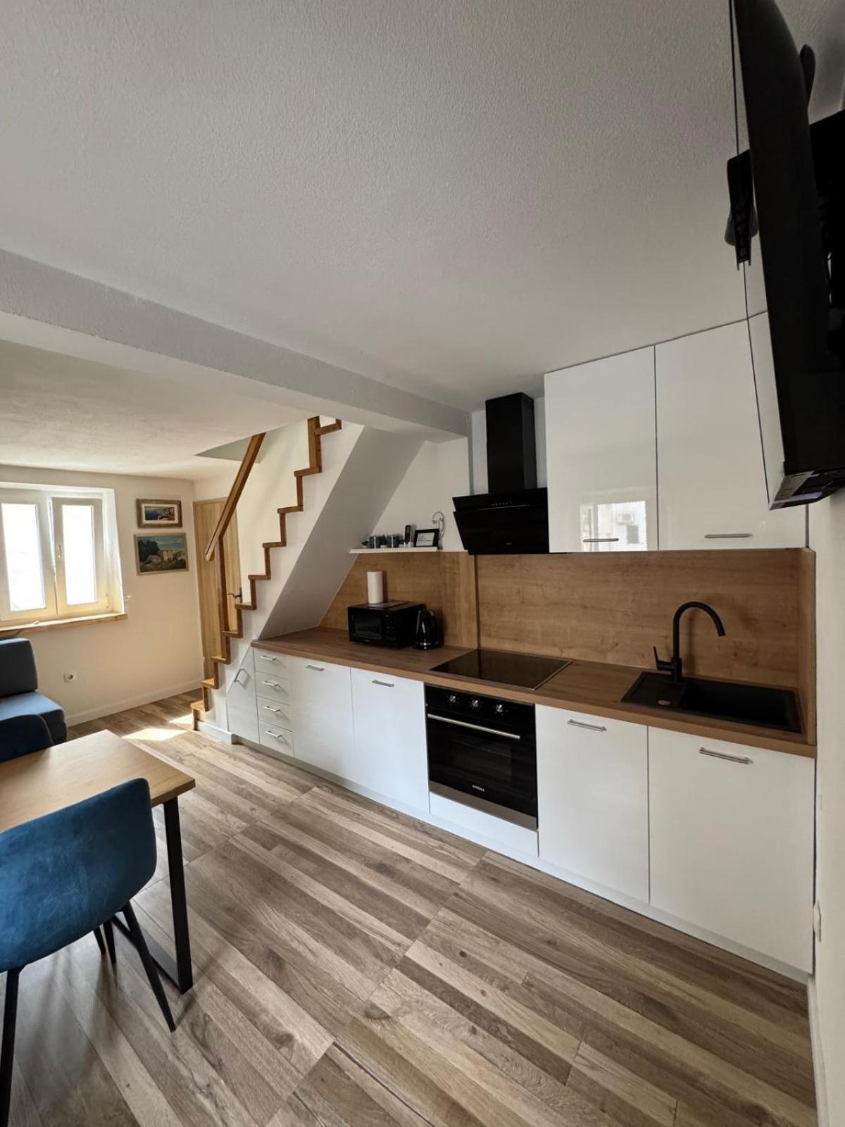 Apartments Bepina- 5 Mins From The Center Split Exterior foto