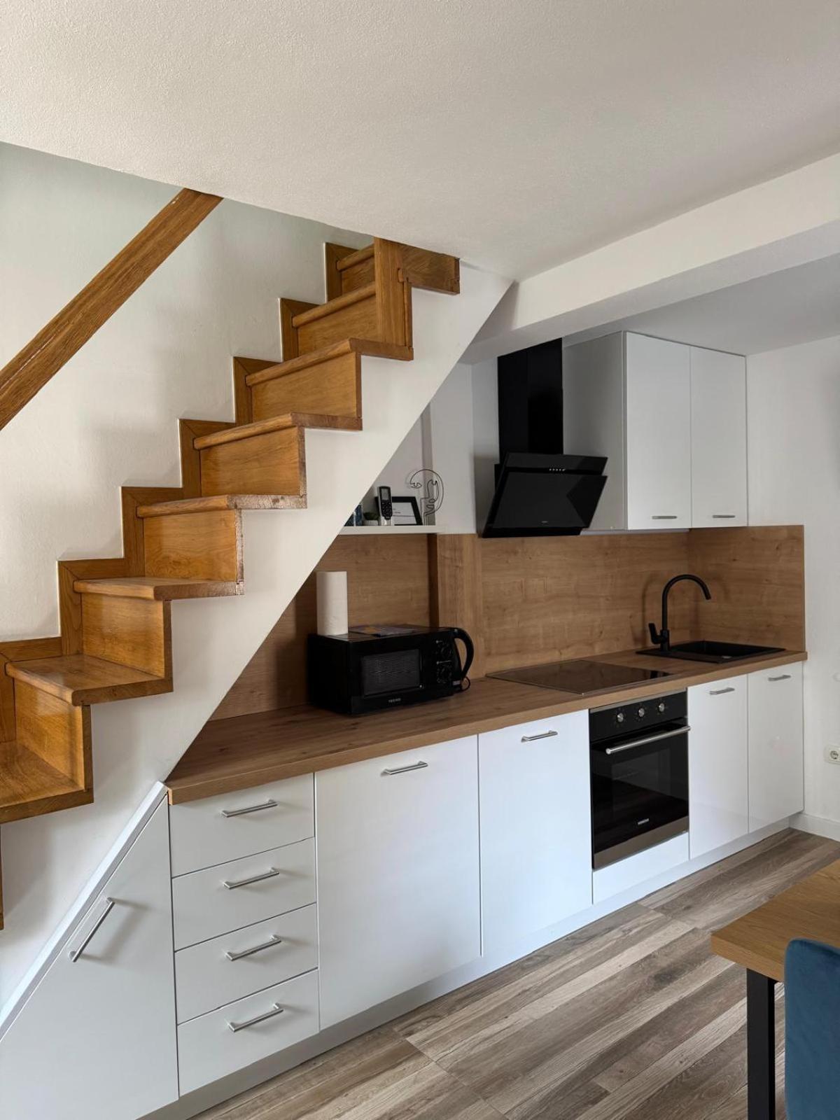 Apartments Bepina- 5 Mins From The Center Split Exterior foto